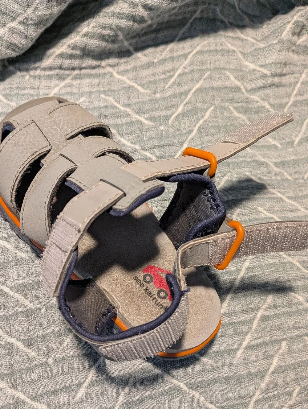 See Kai Run Gray Sandals Size 9